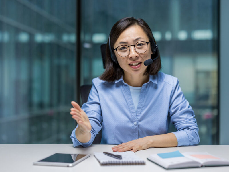 幕後英雄:作為口譯員的日常與挑戰