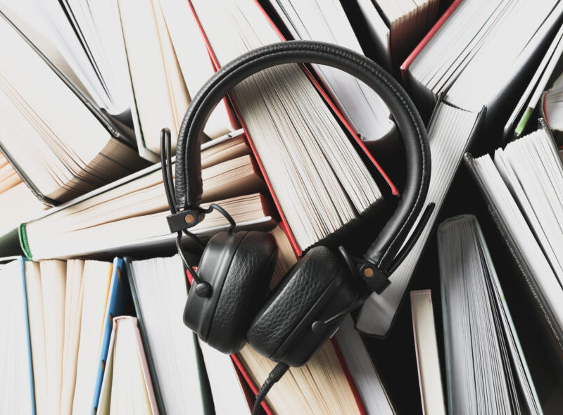 Who likes Music + Books Combo? Tell me your favorite and why!